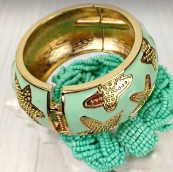 Multi Strand Braided Bead Stretch Gold Tone Starfish Graphic Bangle Duo - Picture 8 of 12